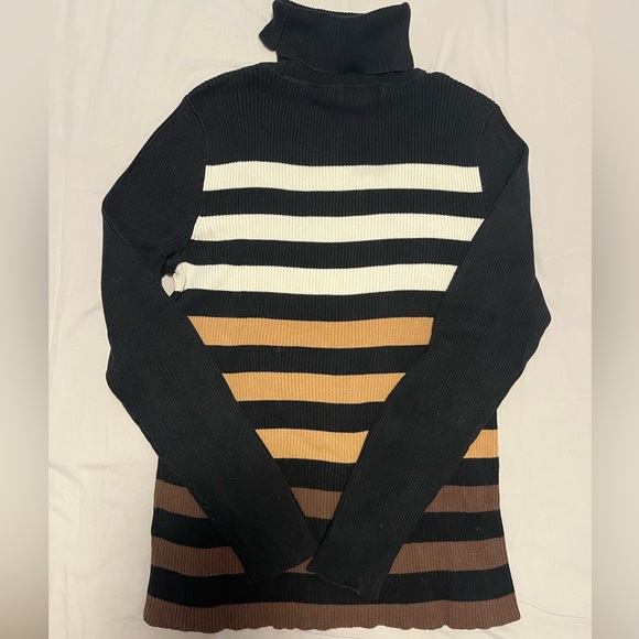 Ralph Lauren Turtleneck Sweater Size Large - Picture 2 of 3